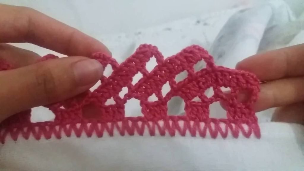 Bico de crochê carreira única