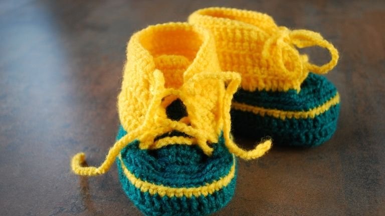 sapatinho de crochê para bebê