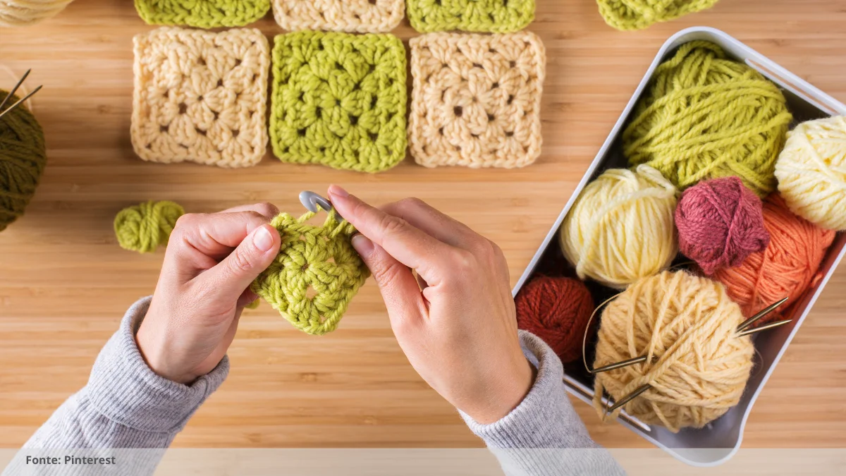 como emendar linha de crochê