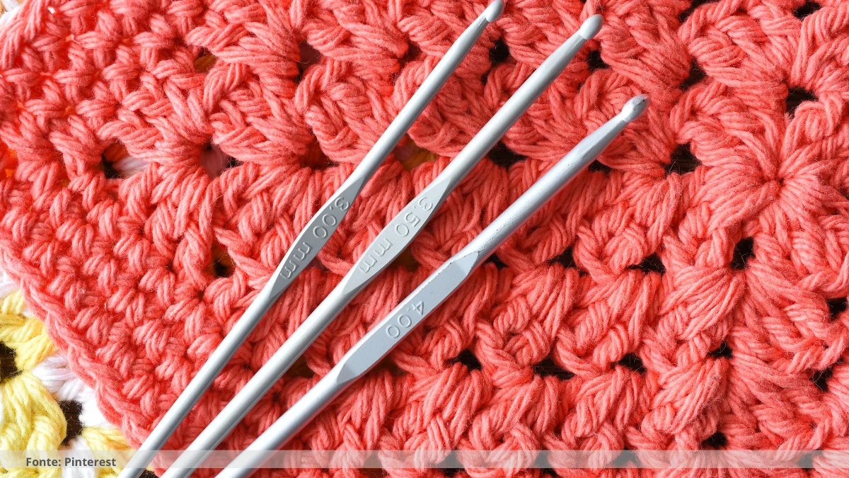 tapete de crochê fácil e econômico oval