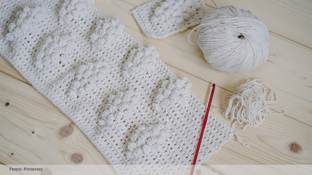 bicos de crochê em fralda