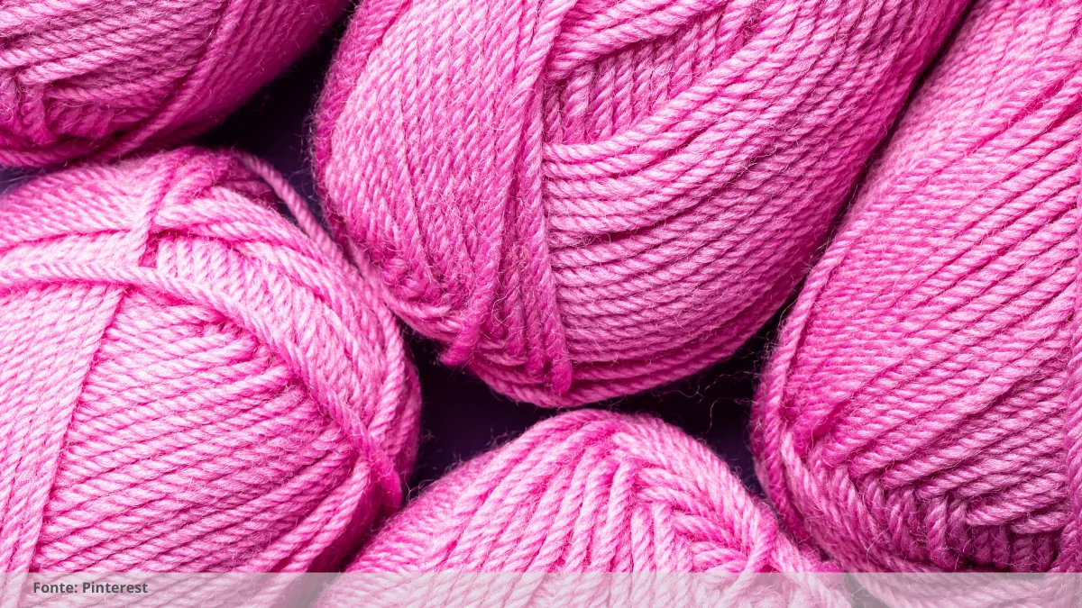 cropped de crochê colorido