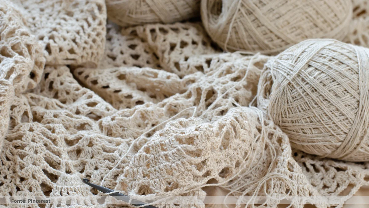 como fazer peso de porta de crochê