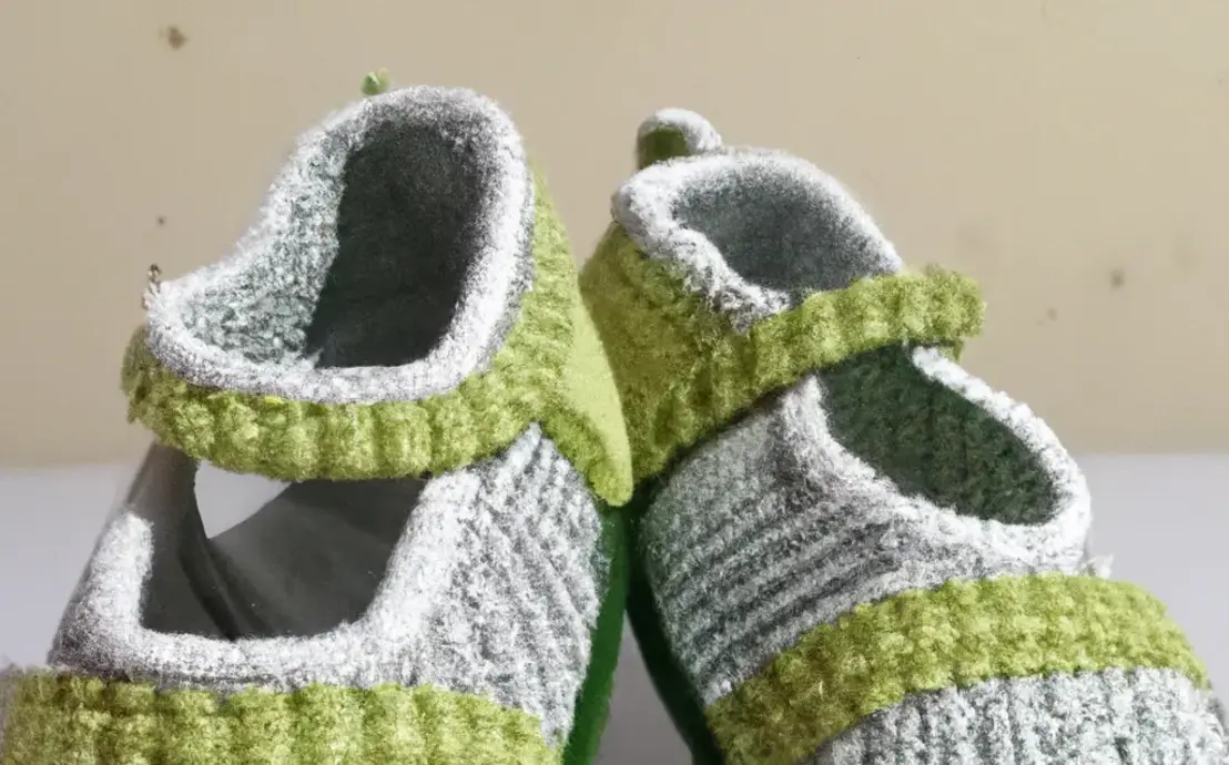 Sapatinho de bebê de crochê